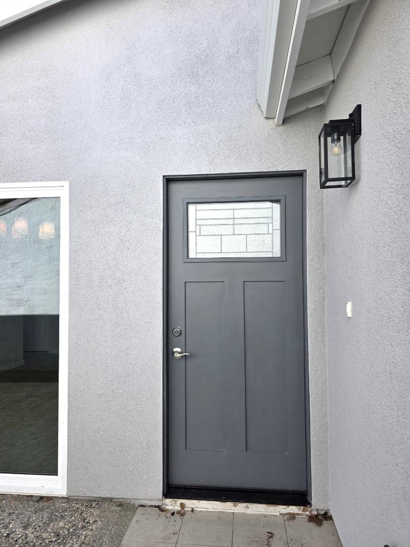 Detail Gallery Image 4 of 30 For 1932 Luby Dr, San Jose,  CA 95133 - 3 Beds | 2 Baths