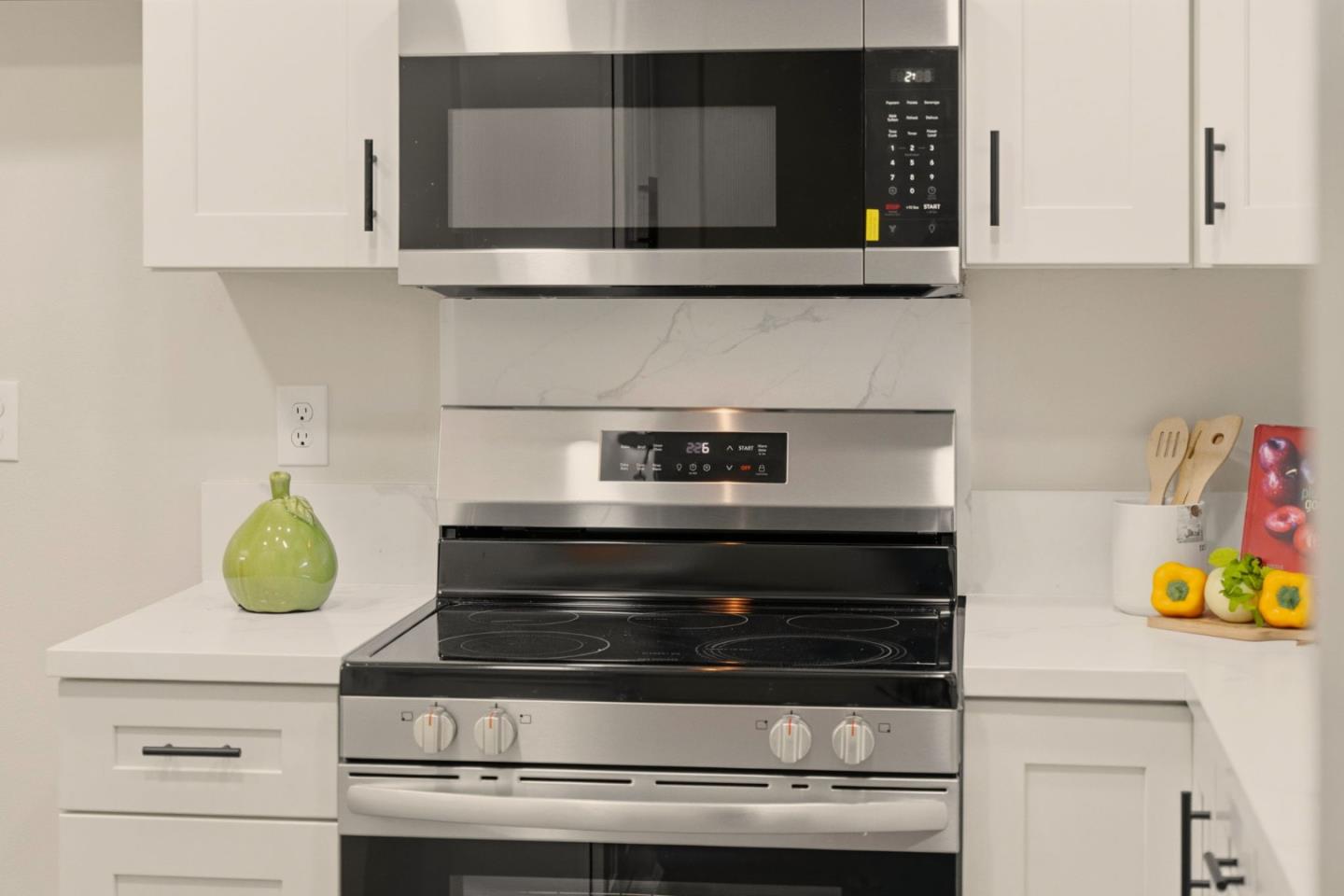 Detail Gallery Image 11 of 42 For 1941 Grosvenor Dr, San Jose,  CA 95132 - 3 Beds | 2 Baths