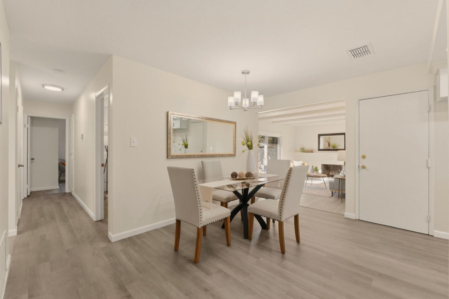 Detail Gallery Image 15 of 42 For 1941 Grosvenor Dr, San Jose,  CA 95132 - 3 Beds | 2 Baths