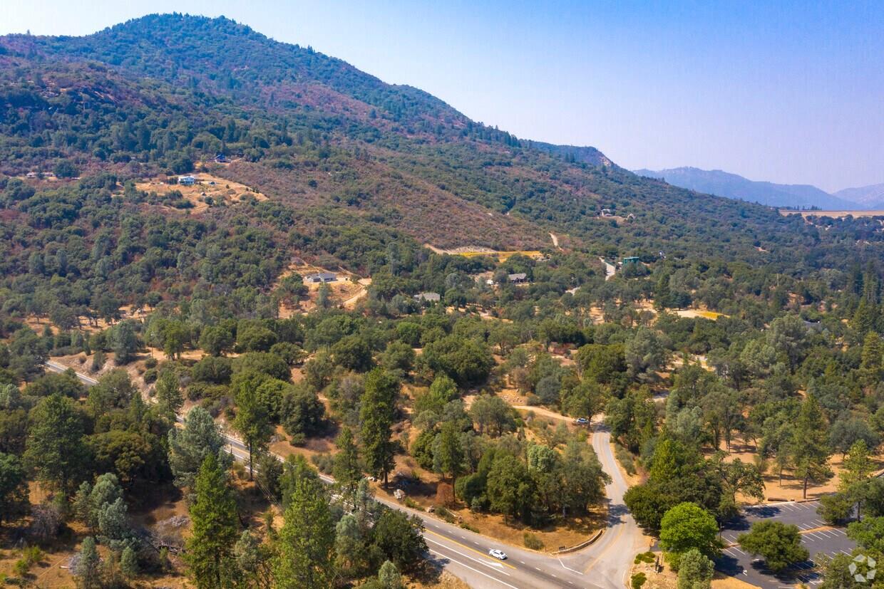 Detail Gallery Image 3 of 5 For 0 Victoria Ln, Oakhurst,  CA 93644 - – Beds | – Baths