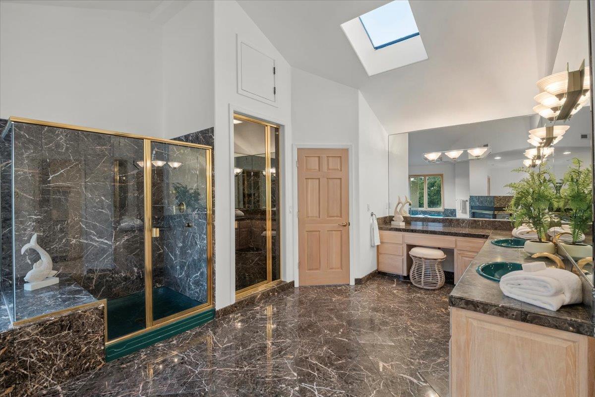 Detail Gallery Image 24 of 39 For 3961 Jefferson Ave, Redwood City,  CA 94062 - 4 Beds | 4/1 Baths