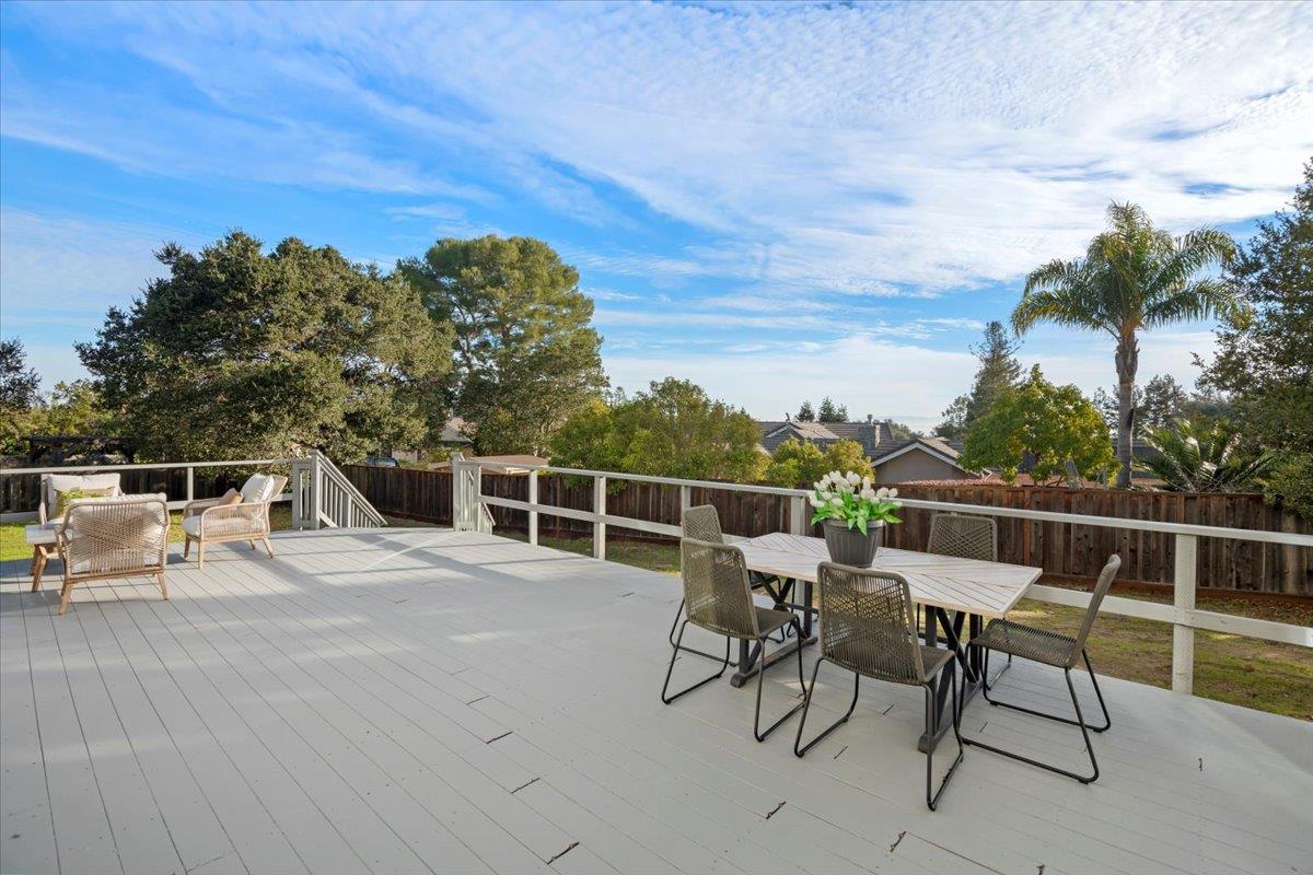 Detail Gallery Image 31 of 39 For 3961 Jefferson Ave, Redwood City,  CA 94062 - 4 Beds | 4/1 Baths