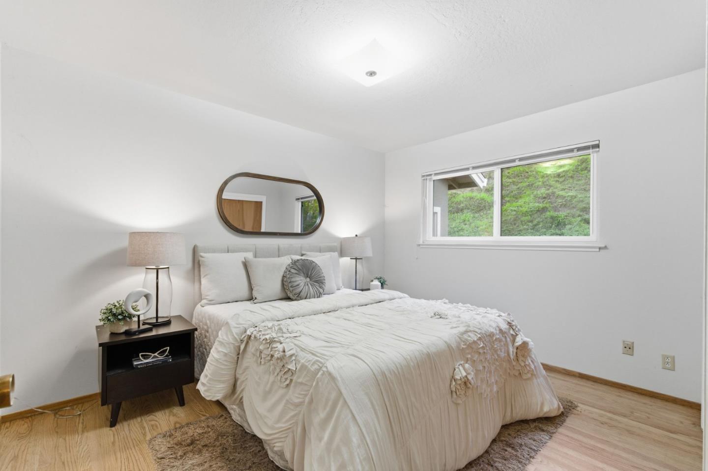 Detail Gallery Image 16 of 22 For 75 Coronado Ave, San Carlos,  CA 94070 - 3 Beds | 2 Baths