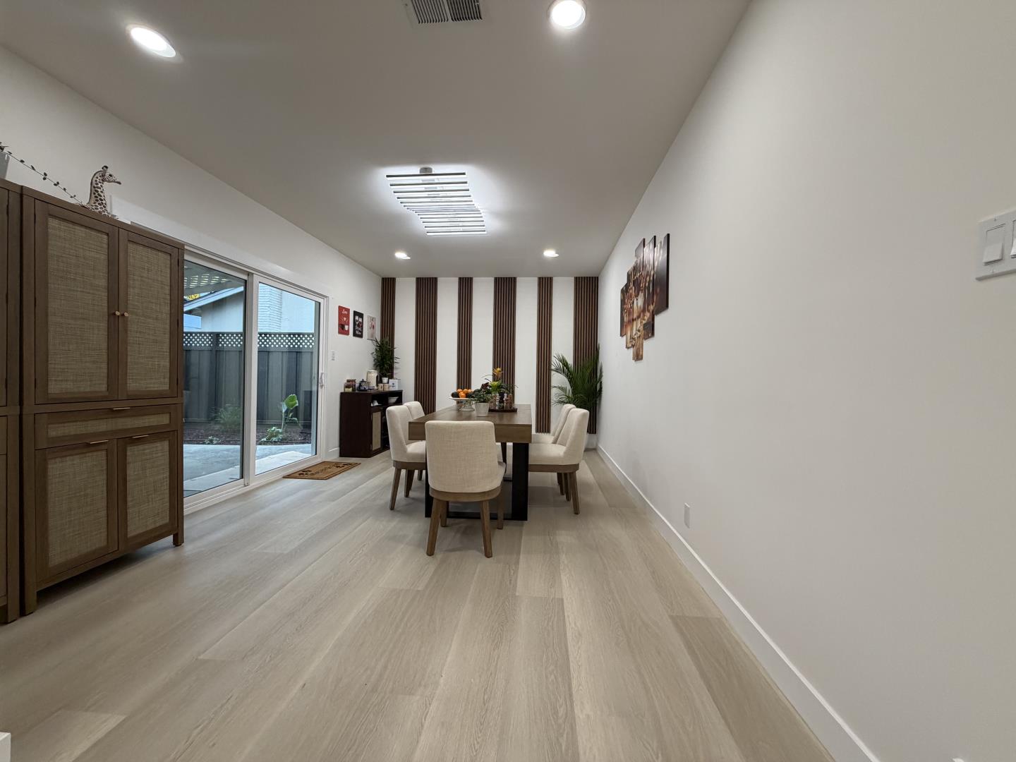 Detail Gallery Image 15 of 39 For 2786 Plumas Dr, San Jose,  CA 95121 - 4 Beds | 2 Baths