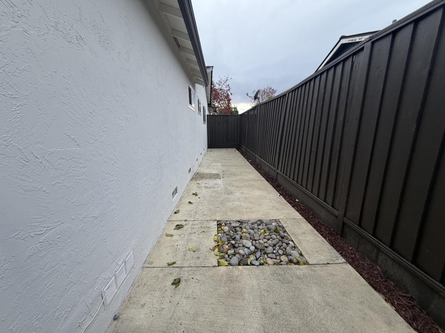 Detail Gallery Image 36 of 39 For 2786 Plumas Dr, San Jose,  CA 95121 - 4 Beds | 2 Baths