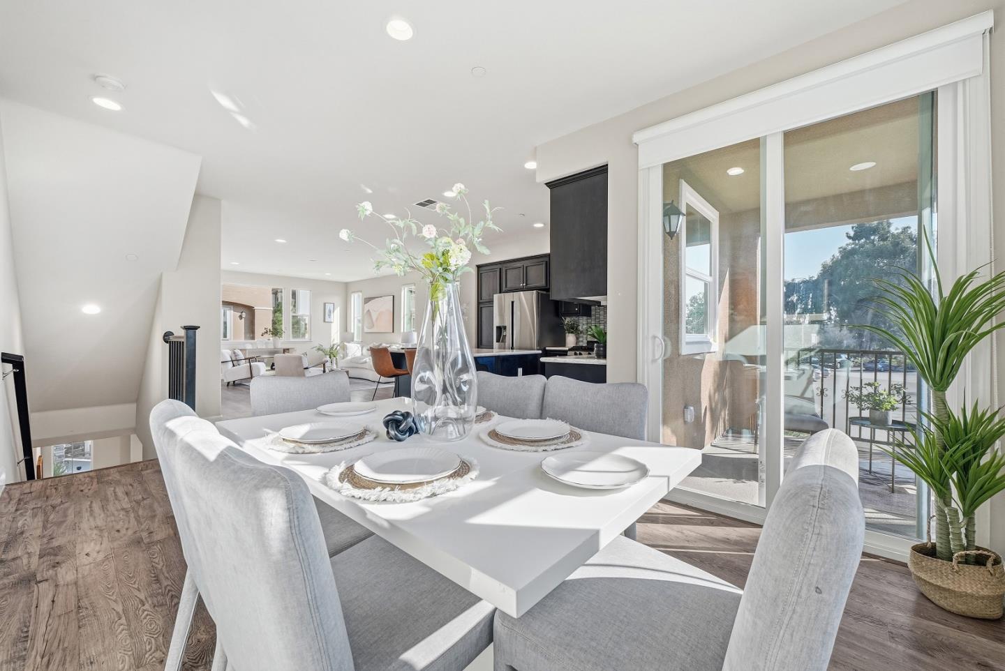 Detail Gallery Image 15 of 43 For 38946 Water Lily Pl, Newark,  CA 94560 - 3 Beds | 3/1 Baths