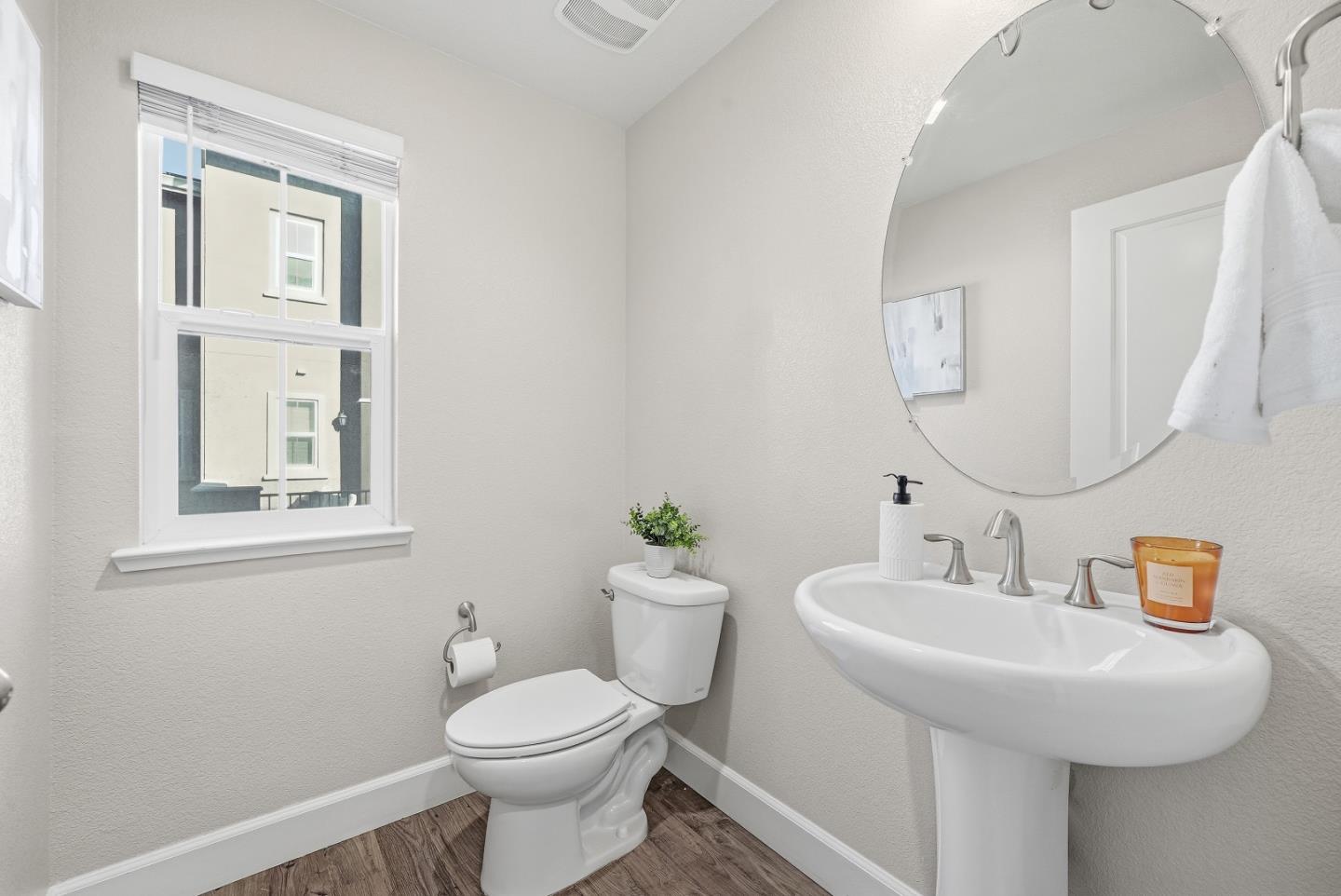 Detail Gallery Image 23 of 43 For 38946 Water Lily Pl, Newark,  CA 94560 - 3 Beds | 3/1 Baths