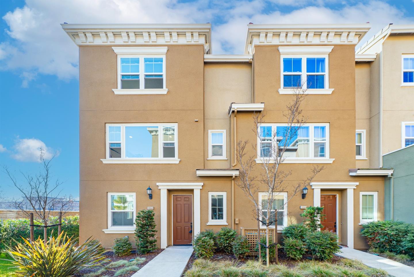 Detail Gallery Image 3 of 43 For 38946 Water Lily Pl, Newark,  CA 94560 - 3 Beds | 3/1 Baths