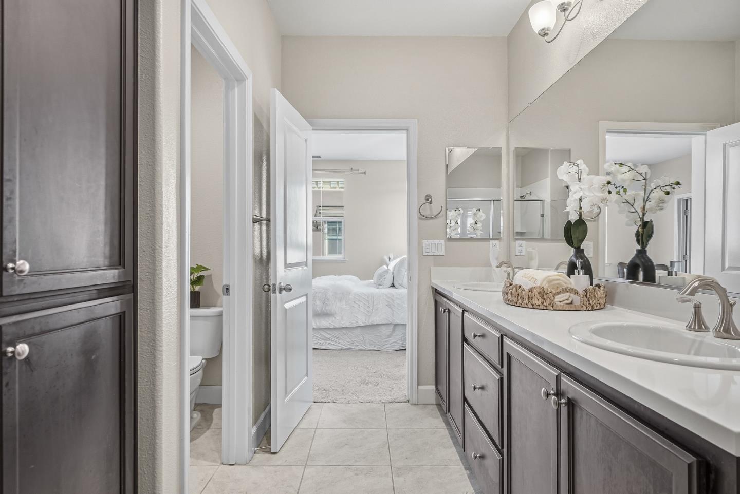 Detail Gallery Image 34 of 43 For 38946 Water Lily Pl, Newark,  CA 94560 - 3 Beds | 3/1 Baths