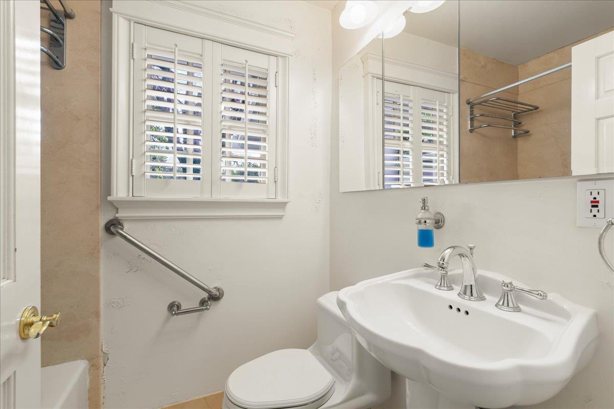 Detail Gallery Image 18 of 47 For 1459 Arroyo Seco Dr, Campbell,  CA 95008 - 5 Beds | 3 Baths