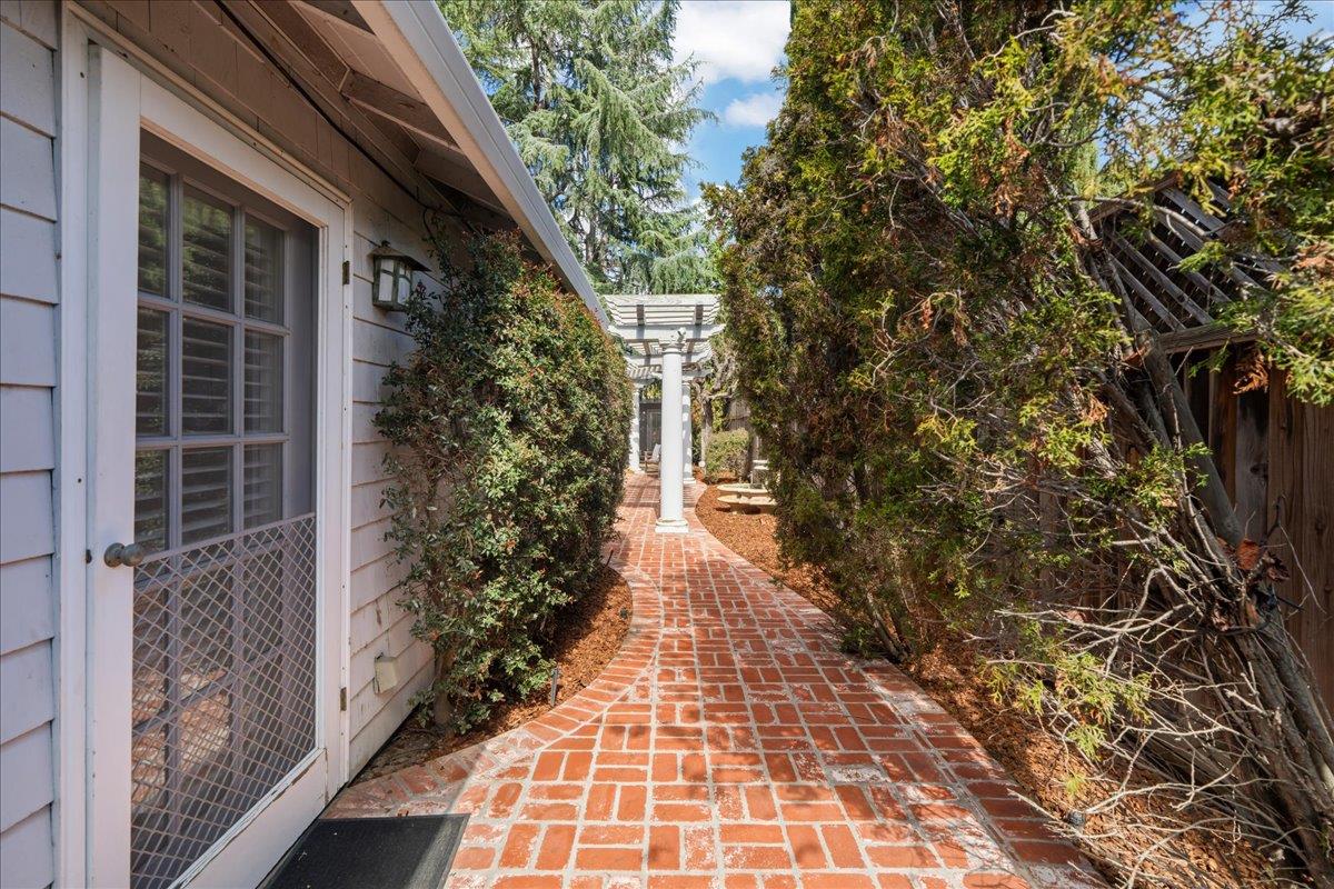 Detail Gallery Image 34 of 47 For 1459 Arroyo Seco Dr, Campbell,  CA 95008 - 5 Beds | 3 Baths