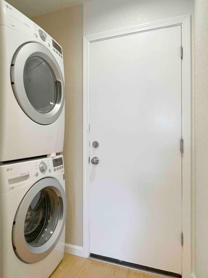 Detail Gallery Image 15 of 16 For 1801 Parkview Green Cir, San Jose,  CA 95131 - 2 Beds | 1 Baths