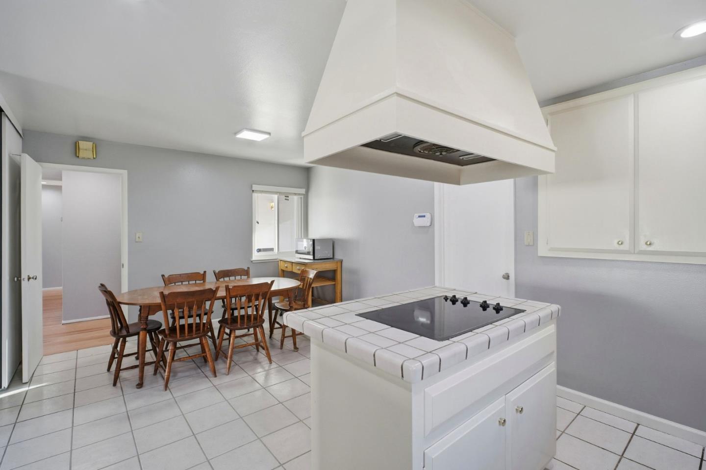 Detail Gallery Image 18 of 35 For 4757 Shelborne Park Ct, Fremont,  CA 94538 - 4 Beds | 2 Baths