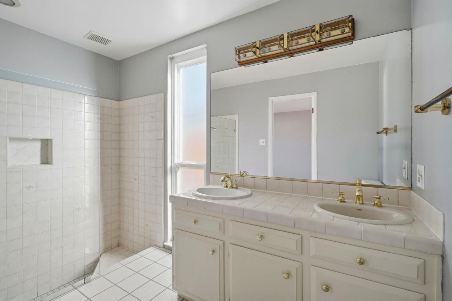 Detail Gallery Image 28 of 35 For 4757 Shelborne Park Ct, Fremont,  CA 94538 - 4 Beds | 2 Baths