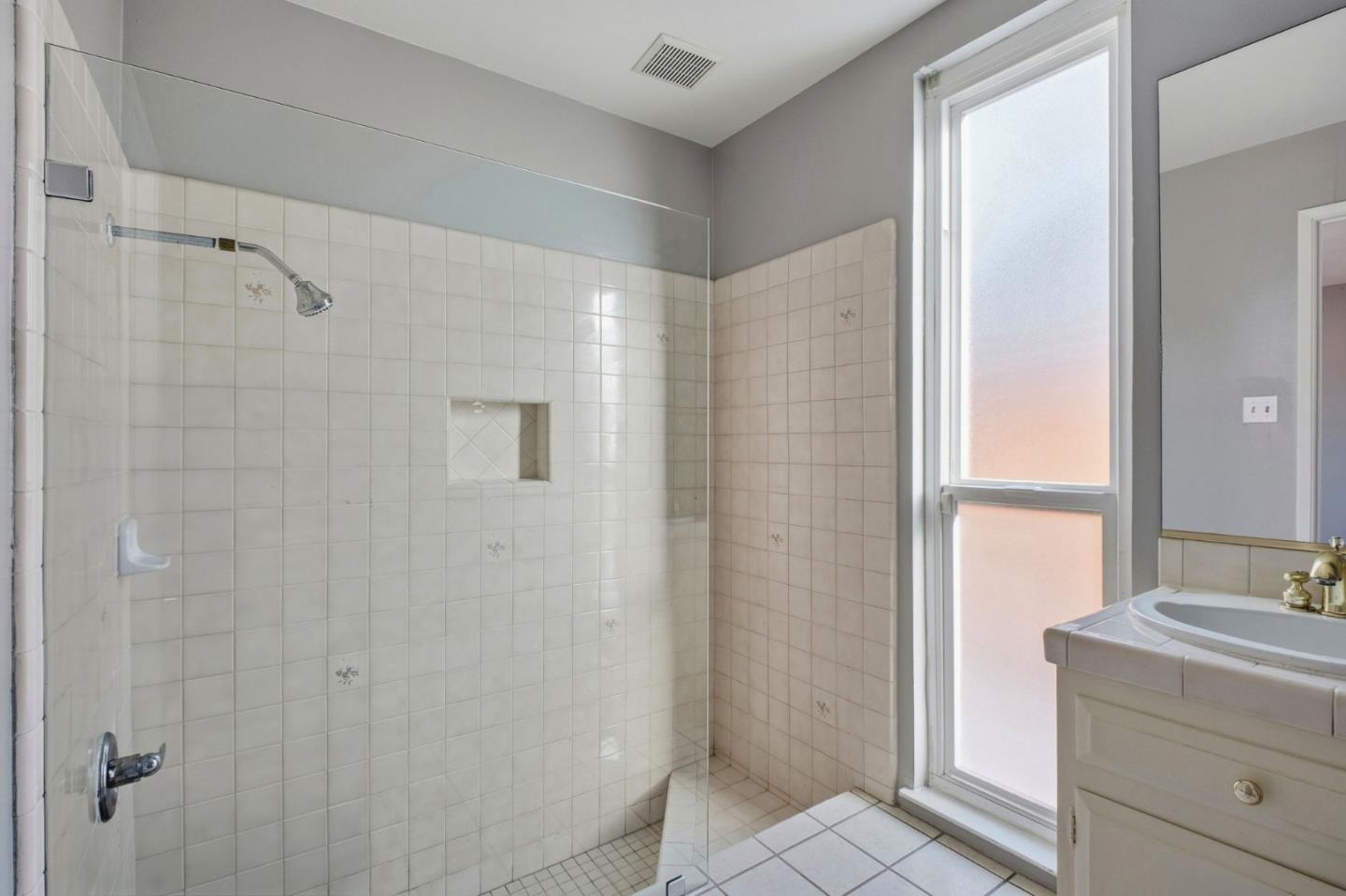 Detail Gallery Image 29 of 35 For 4757 Shelborne Park Ct, Fremont,  CA 94538 - 4 Beds | 2 Baths