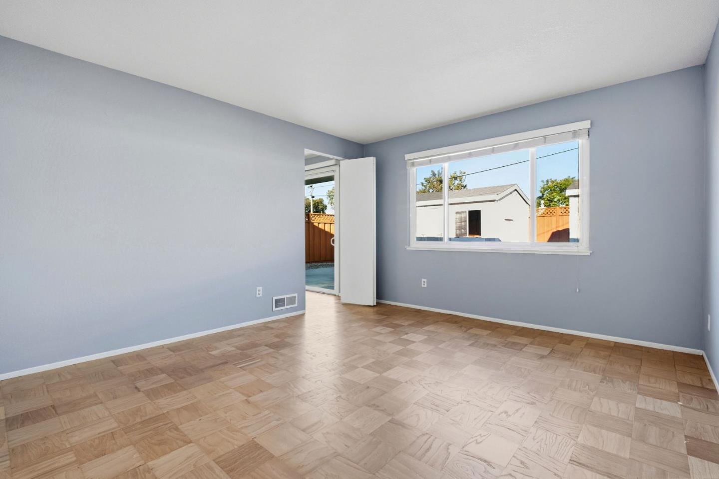 Detail Gallery Image 9 of 35 For 4757 Shelborne Park Ct, Fremont,  CA 94538 - 4 Beds | 2 Baths