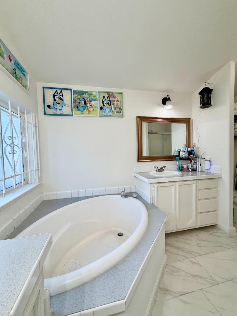 Detail Gallery Image 15 of 20 For 555 Umbarger Rd #124,  San Jose,  CA 95111 - 2 Beds | 2 Baths