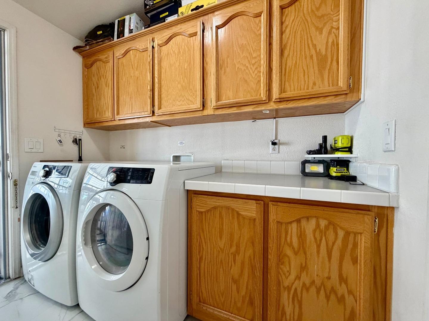 Detail Gallery Image 18 of 20 For 555 Umbarger Rd #124,  San Jose,  CA 95111 - 2 Beds | 2 Baths