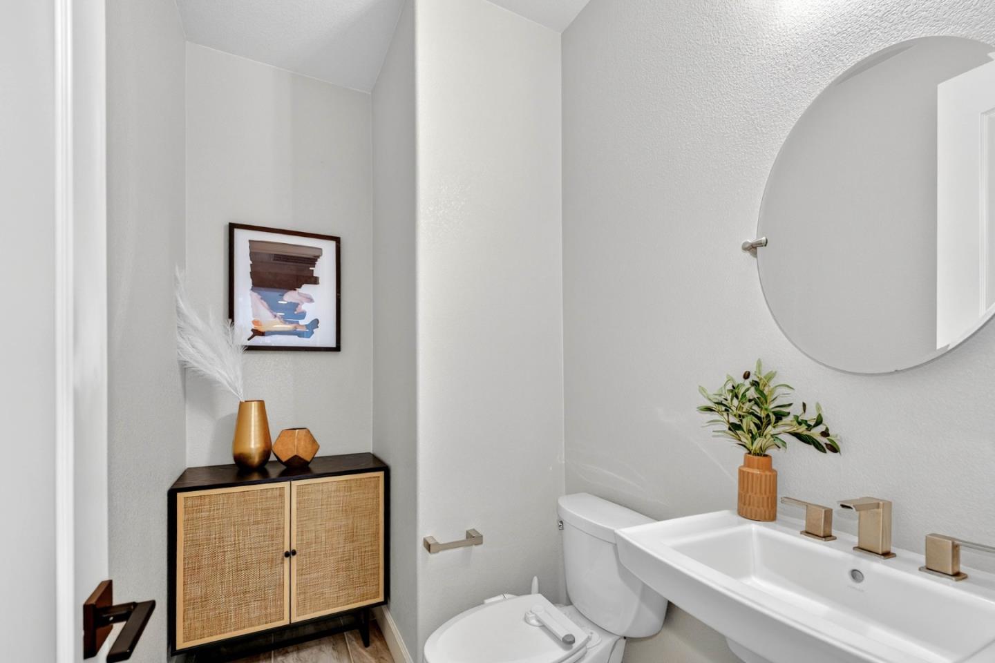 Detail Gallery Image 23 of 36 For 1655 Martinez Way, Morgan Hill,  CA 95037 - 4 Beds | 2/1 Baths