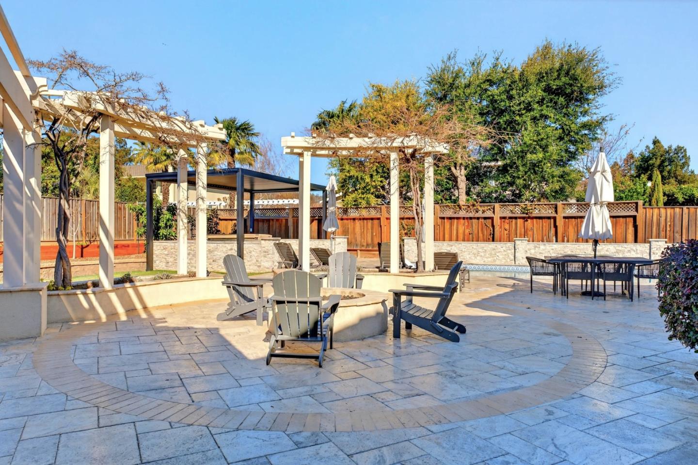 Detail Gallery Image 25 of 36 For 1655 Martinez Way, Morgan Hill,  CA 95037 - 4 Beds | 2/1 Baths