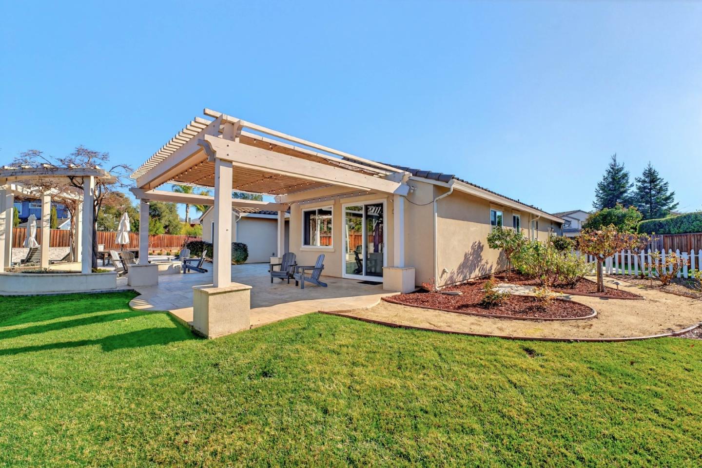 Detail Gallery Image 32 of 36 For 1655 Martinez Way, Morgan Hill,  CA 95037 - 4 Beds | 2/1 Baths