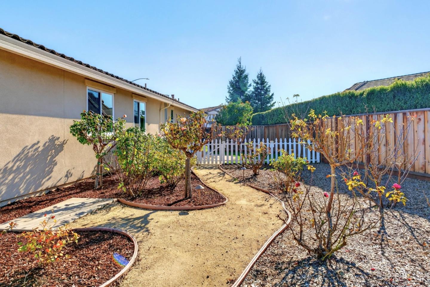 Detail Gallery Image 33 of 36 For 1655 Martinez Way, Morgan Hill,  CA 95037 - 4 Beds | 2/1 Baths