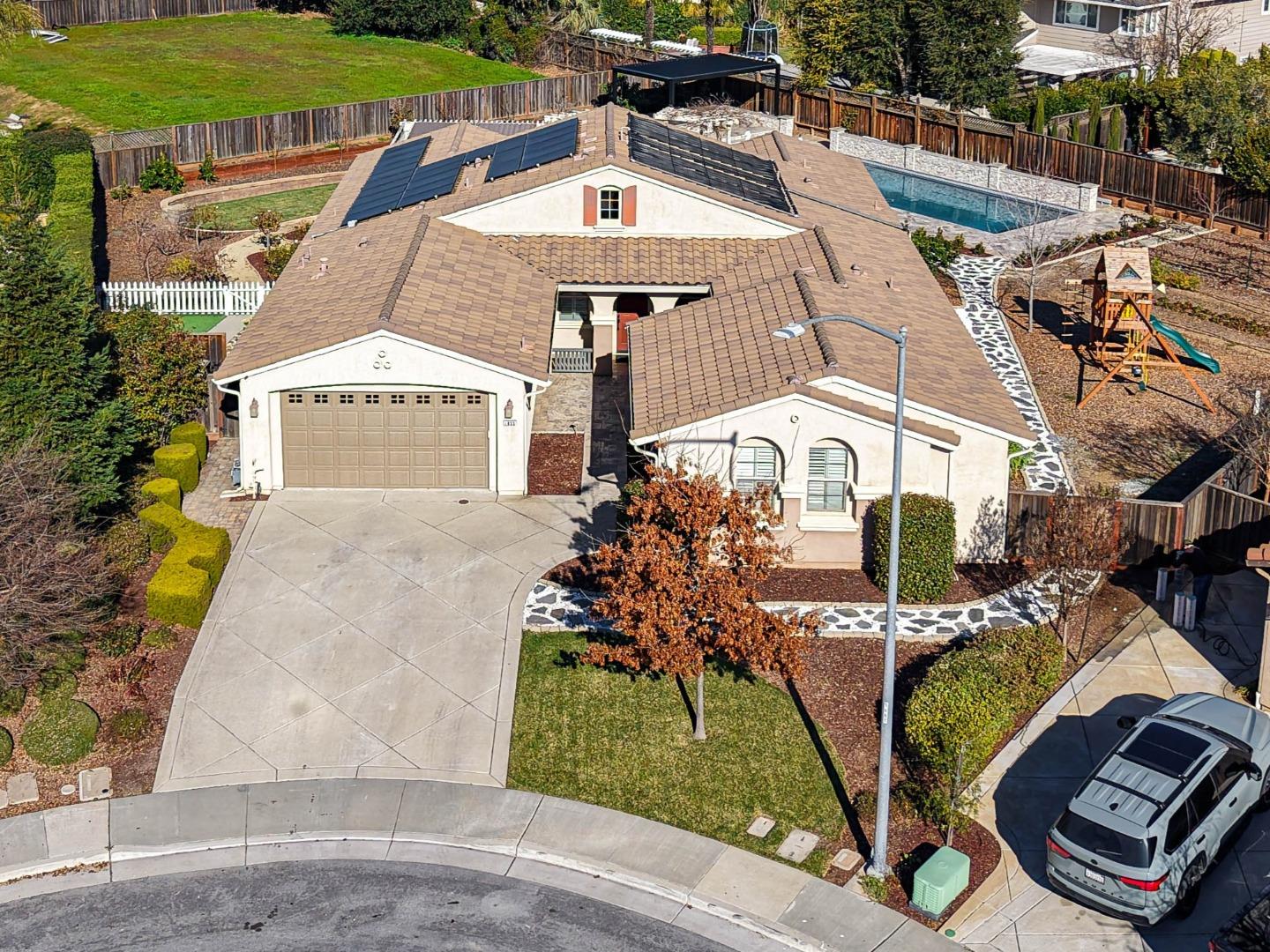 Detail Gallery Image 34 of 36 For 1655 Martinez Way, Morgan Hill,  CA 95037 - 4 Beds | 2/1 Baths