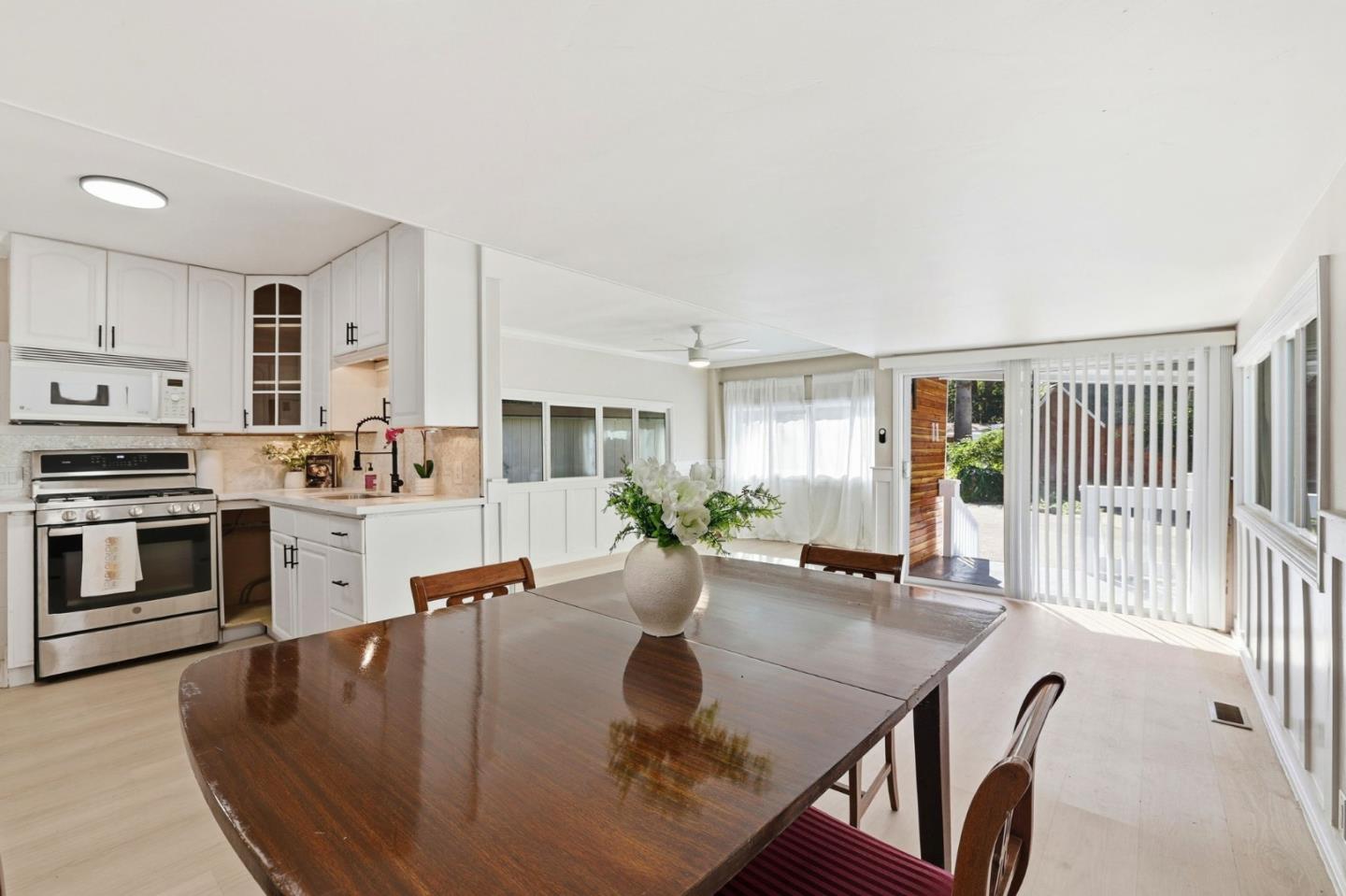 Detail Gallery Image 14 of 49 For 265 Brown Gables Rd #11,  Ben Lomond,  CA 95005 - 2 Beds | 1 Baths