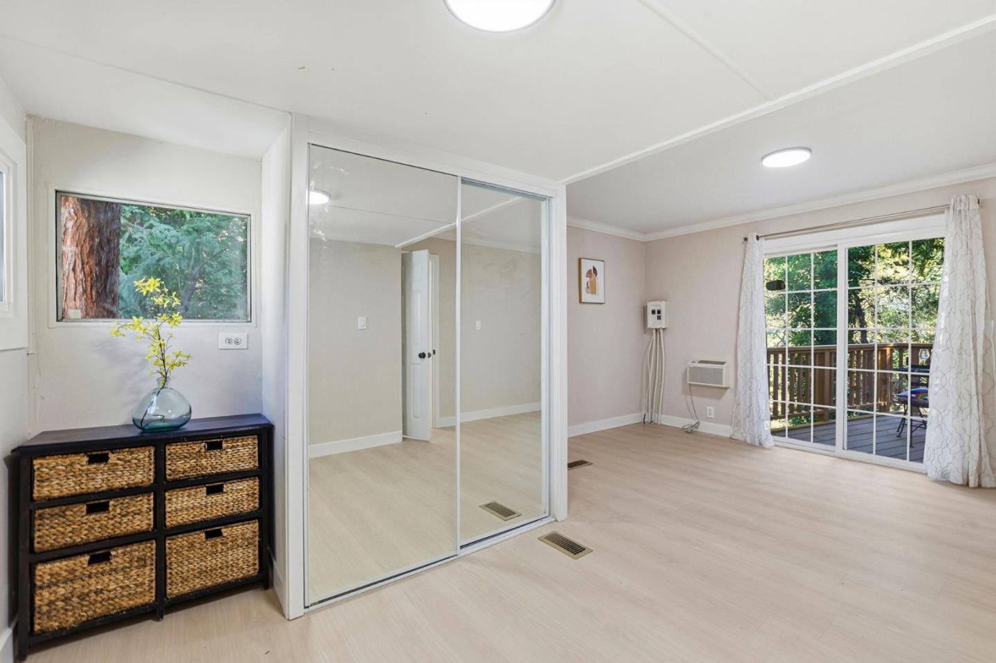 Detail Gallery Image 17 of 49 For 265 Brown Gables Rd #11,  Ben Lomond,  CA 95005 - 2 Beds | 1 Baths