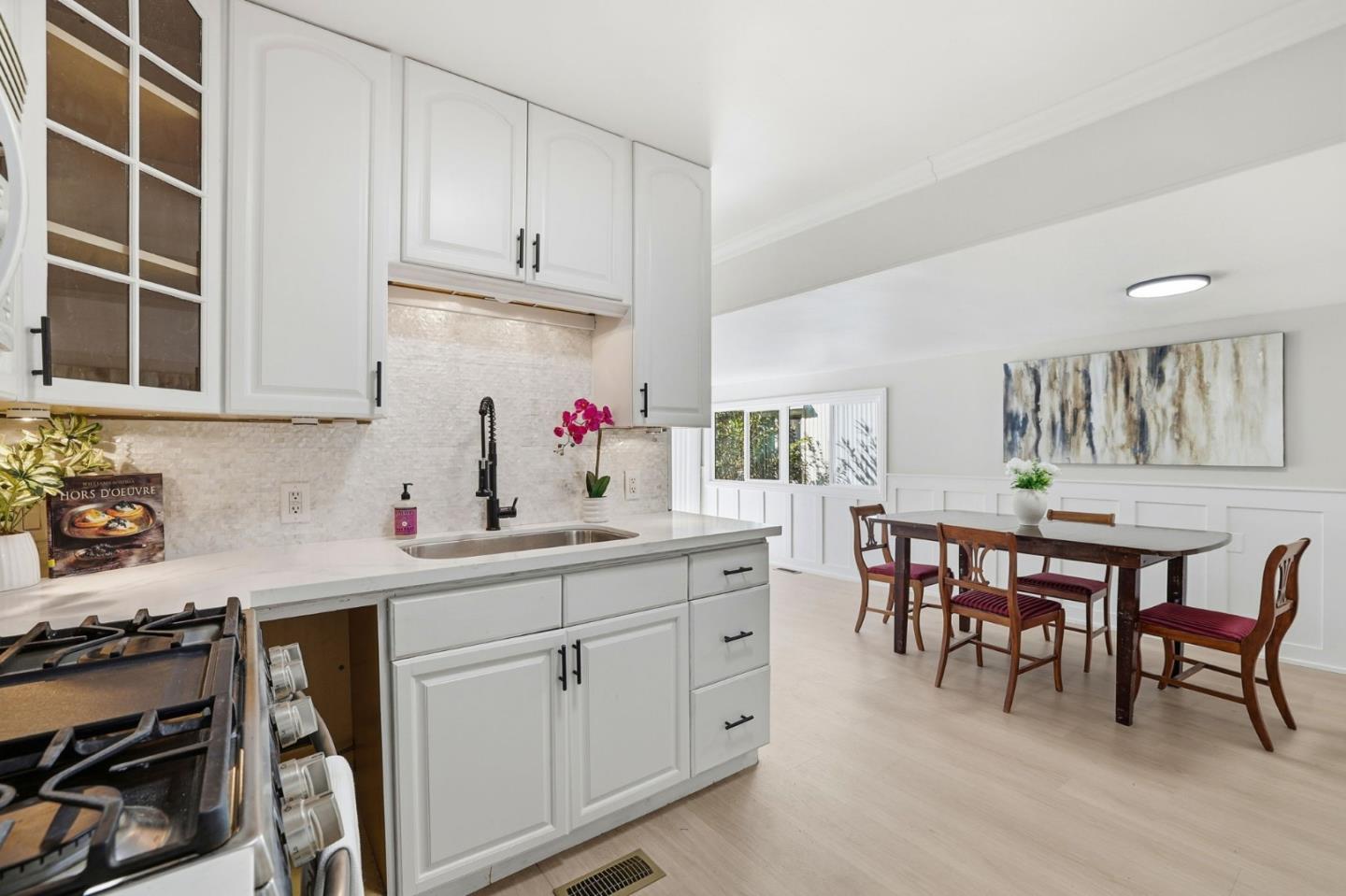 Detail Gallery Image 8 of 49 For 265 Brown Gables Rd #11,  Ben Lomond,  CA 95005 - 2 Beds | 1 Baths