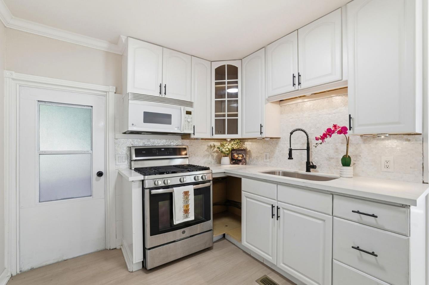 Detail Gallery Image 9 of 49 For 265 Brown Gables Rd #11,  Ben Lomond,  CA 95005 - 2 Beds | 1 Baths