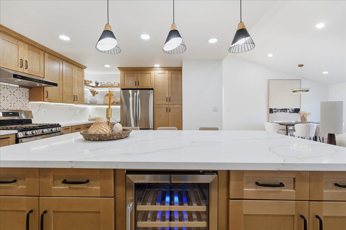 Detail Gallery Image 12 of 30 For 357 El Portal Way, San Jose,  CA 95123 - 4 Beds | 2 Baths