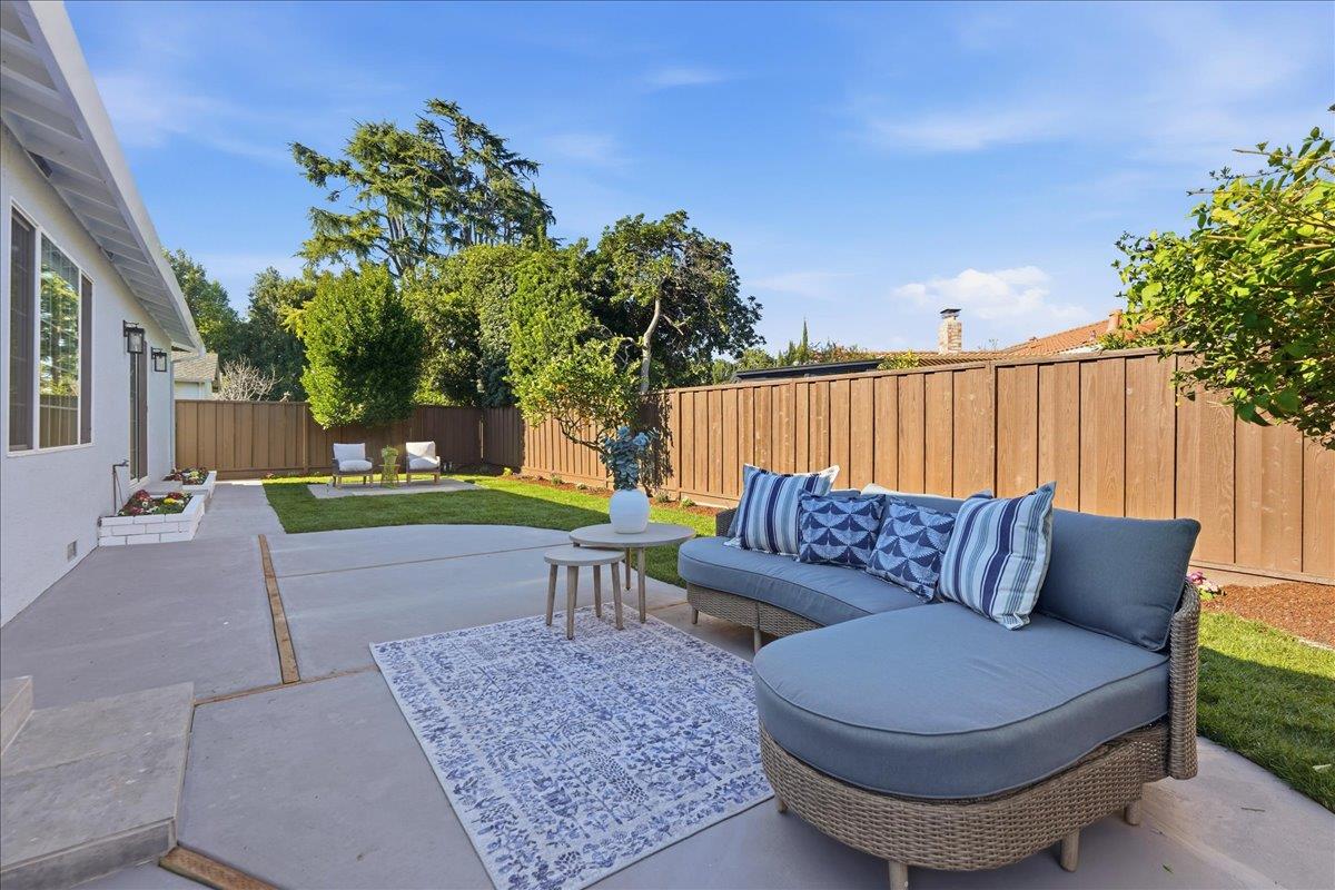 Detail Gallery Image 28 of 30 For 357 El Portal Way, San Jose,  CA 95123 - 4 Beds | 2 Baths