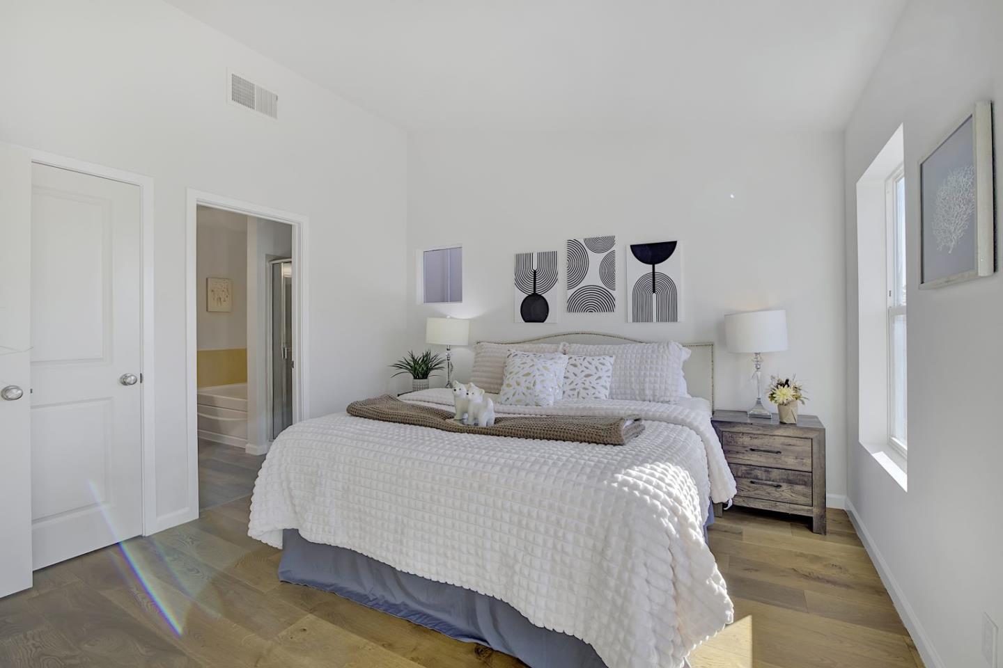 Detail Gallery Image 31 of 38 For 4310 Providence Ter, Fremont,  CA 94538 - 3 Beds | 3/1 Baths