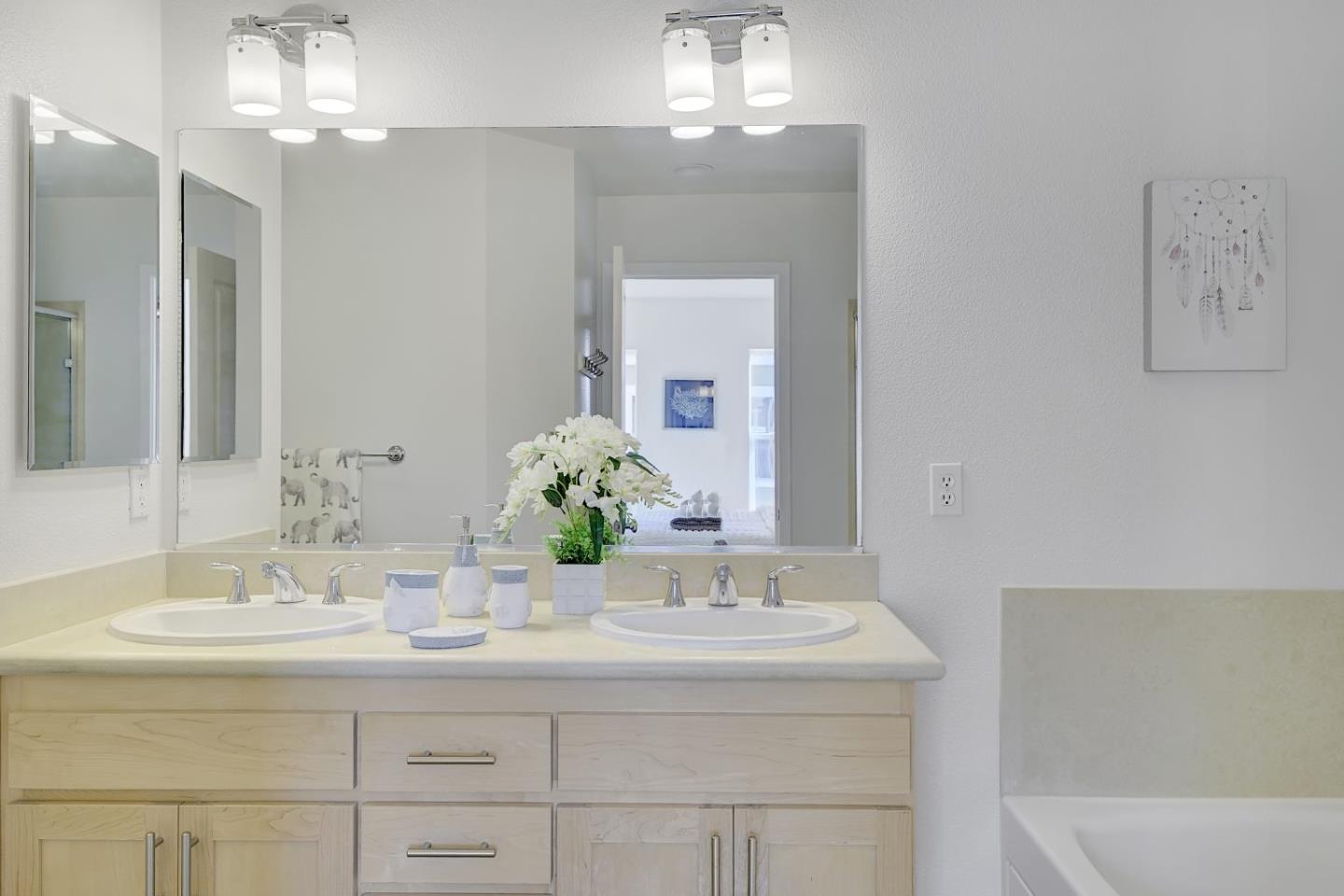 Detail Gallery Image 33 of 38 For 4310 Providence Ter, Fremont,  CA 94538 - 3 Beds | 3/1 Baths