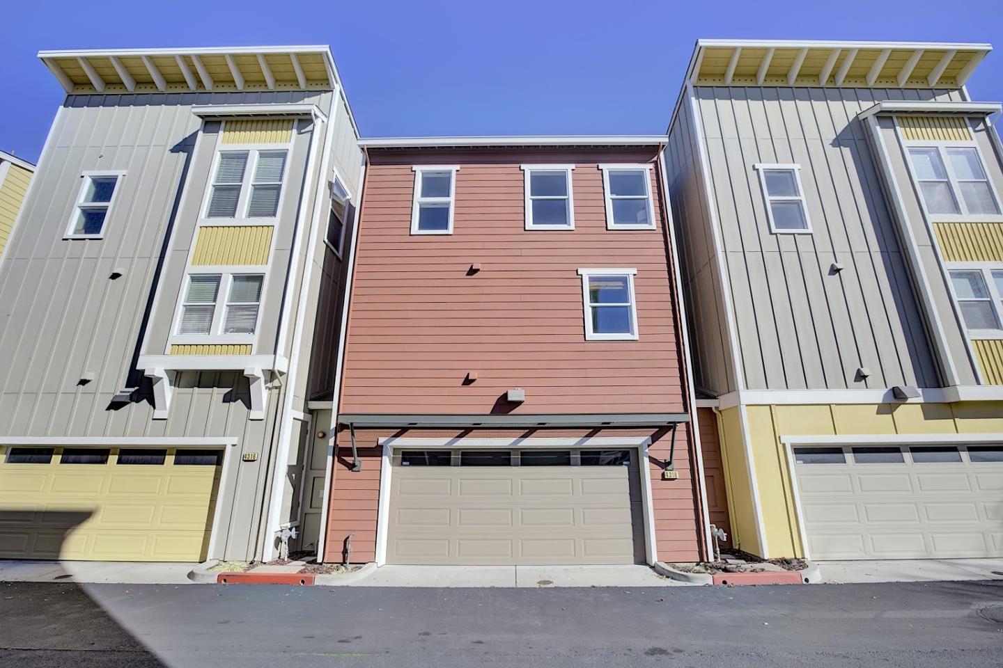 Detail Gallery Image 37 of 38 For 4310 Providence Ter, Fremont,  CA 94538 - 3 Beds | 3/1 Baths