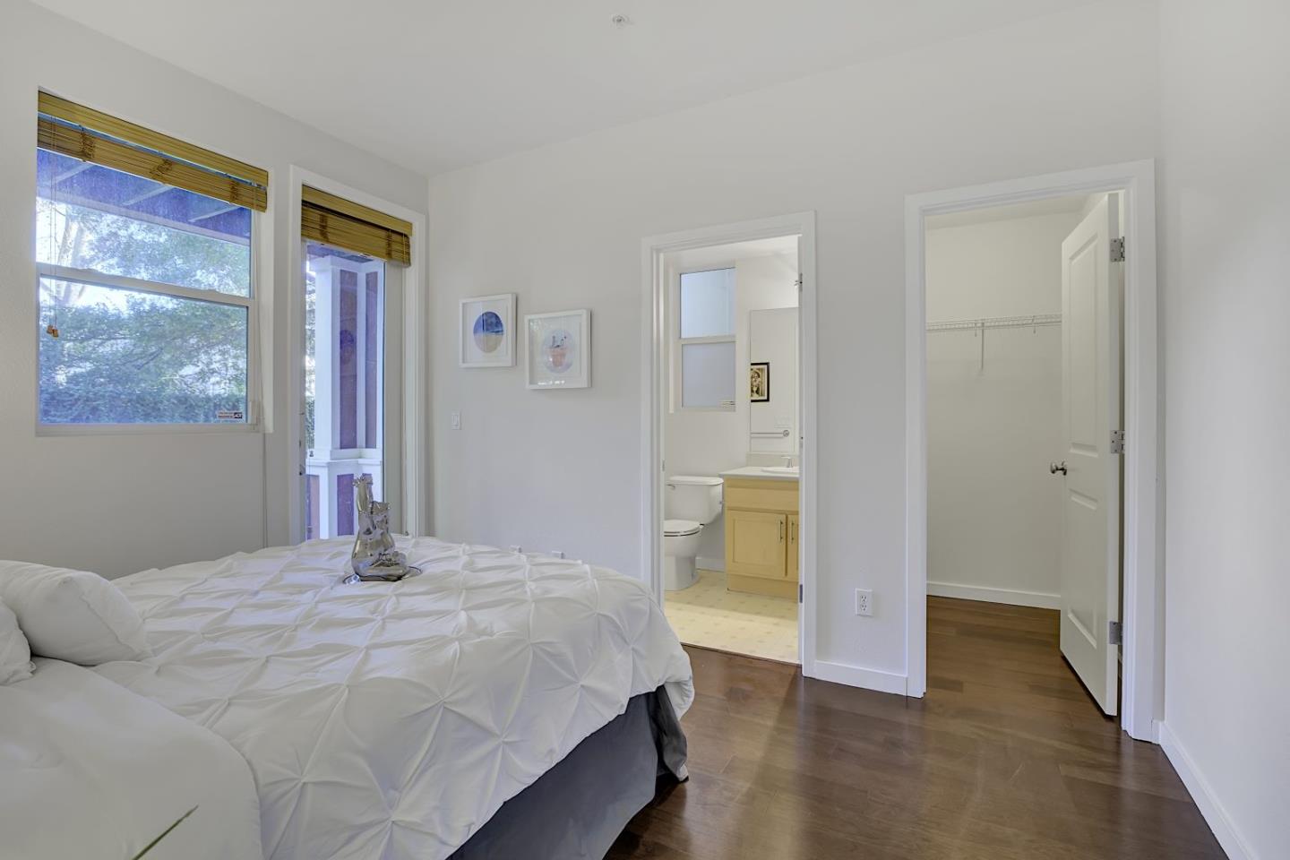 Detail Gallery Image 4 of 38 For 4310 Providence Ter, Fremont,  CA 94538 - 3 Beds | 3/1 Baths