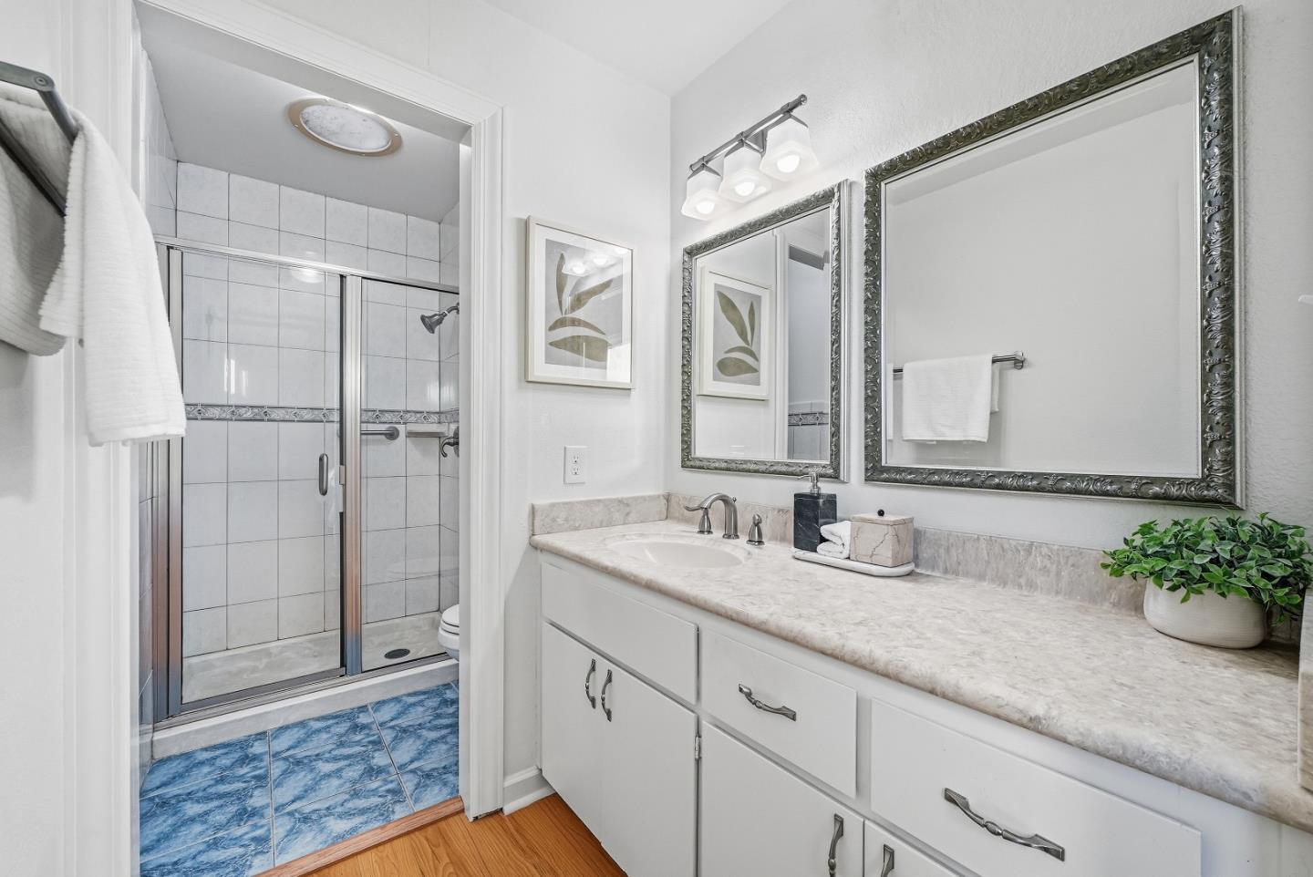 Detail Gallery Image 24 of 44 For 802 Magellan Ln, Foster City,  CA 94404 - 3 Beds | 2/1 Baths