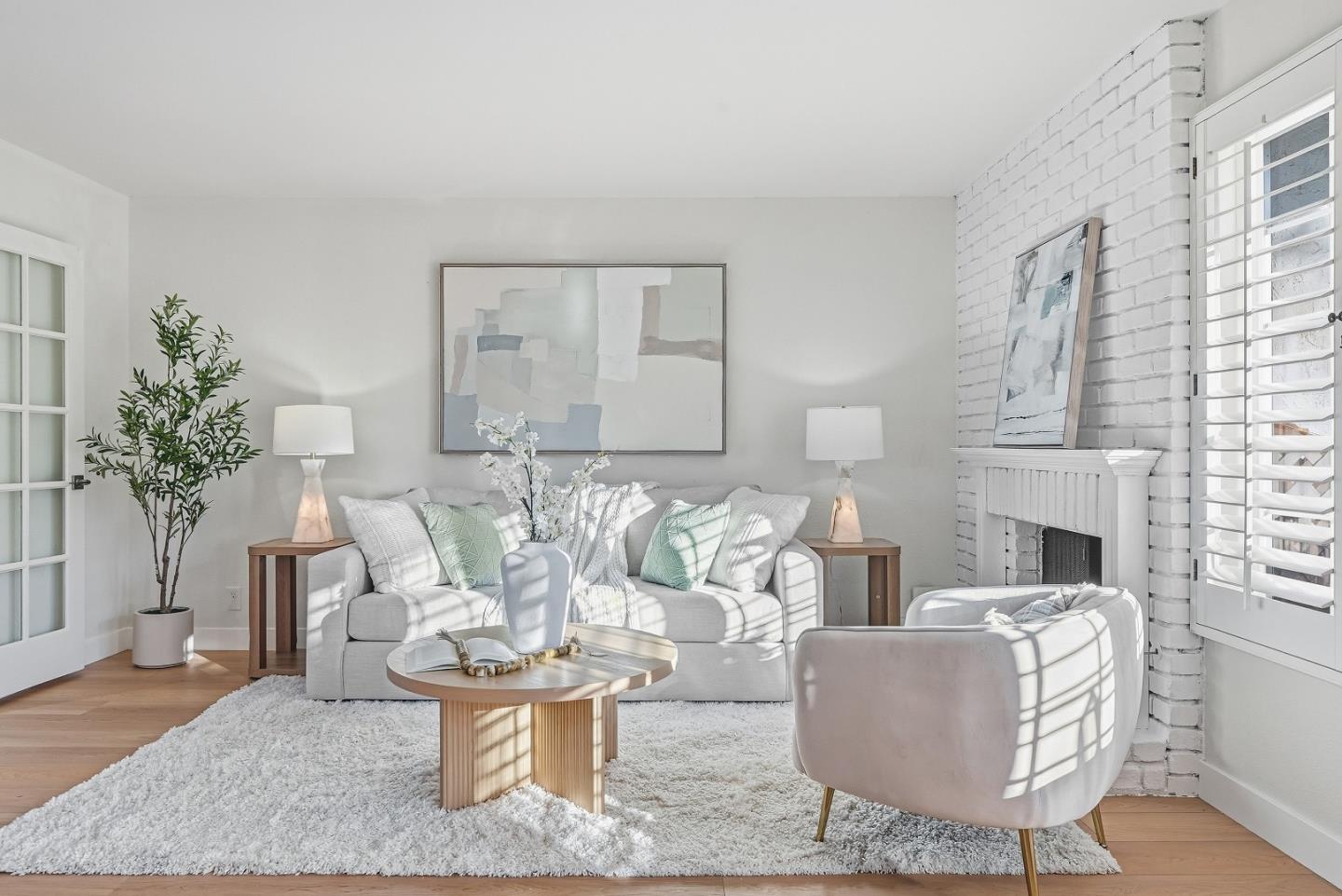 Detail Gallery Image 4 of 44 For 802 Magellan Ln, Foster City,  CA 94404 - 3 Beds | 2/1 Baths