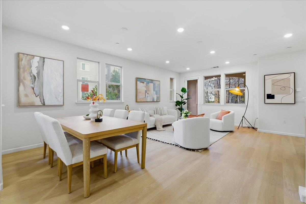 Detail Gallery Image 12 of 56 For 2775 Montecito Vista Way, San Jose,  CA 95111 - 4 Beds | 3/1 Baths