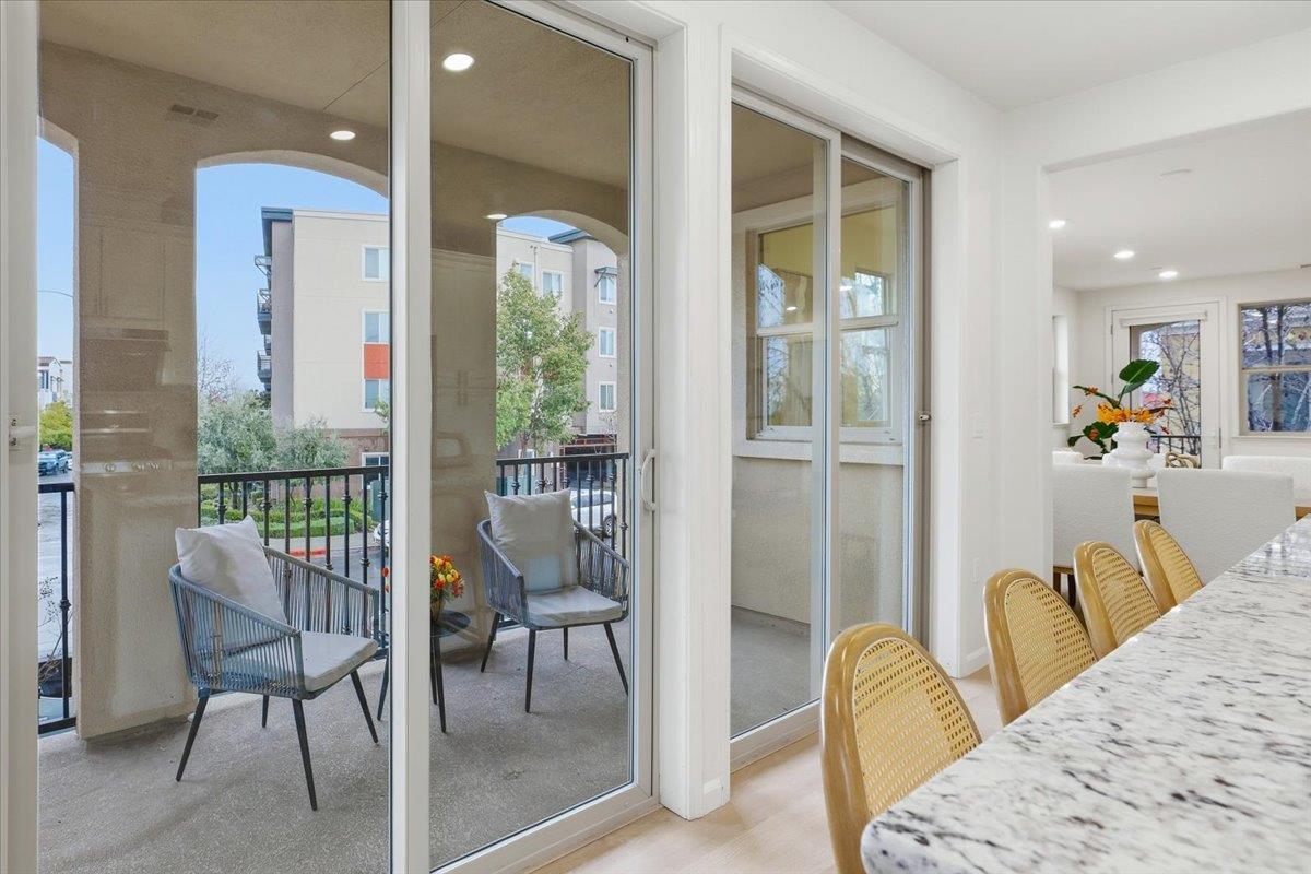 Detail Gallery Image 16 of 56 For 2775 Montecito Vista Way, San Jose,  CA 95111 - 4 Beds | 3/1 Baths