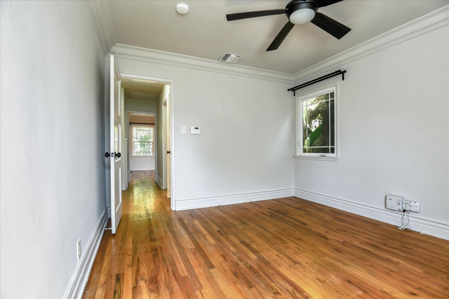 Detail Gallery Image 18 of 35 For 11386 Tenino Ave, Los Angeles,  CA 90066 - 3 Beds | 1 Baths