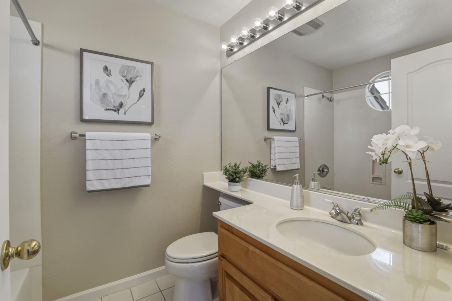 Detail Gallery Image 18 of 23 For 368 Huckleberry Dr, San Jose,  CA 95123 - 5 Beds | 4 Baths