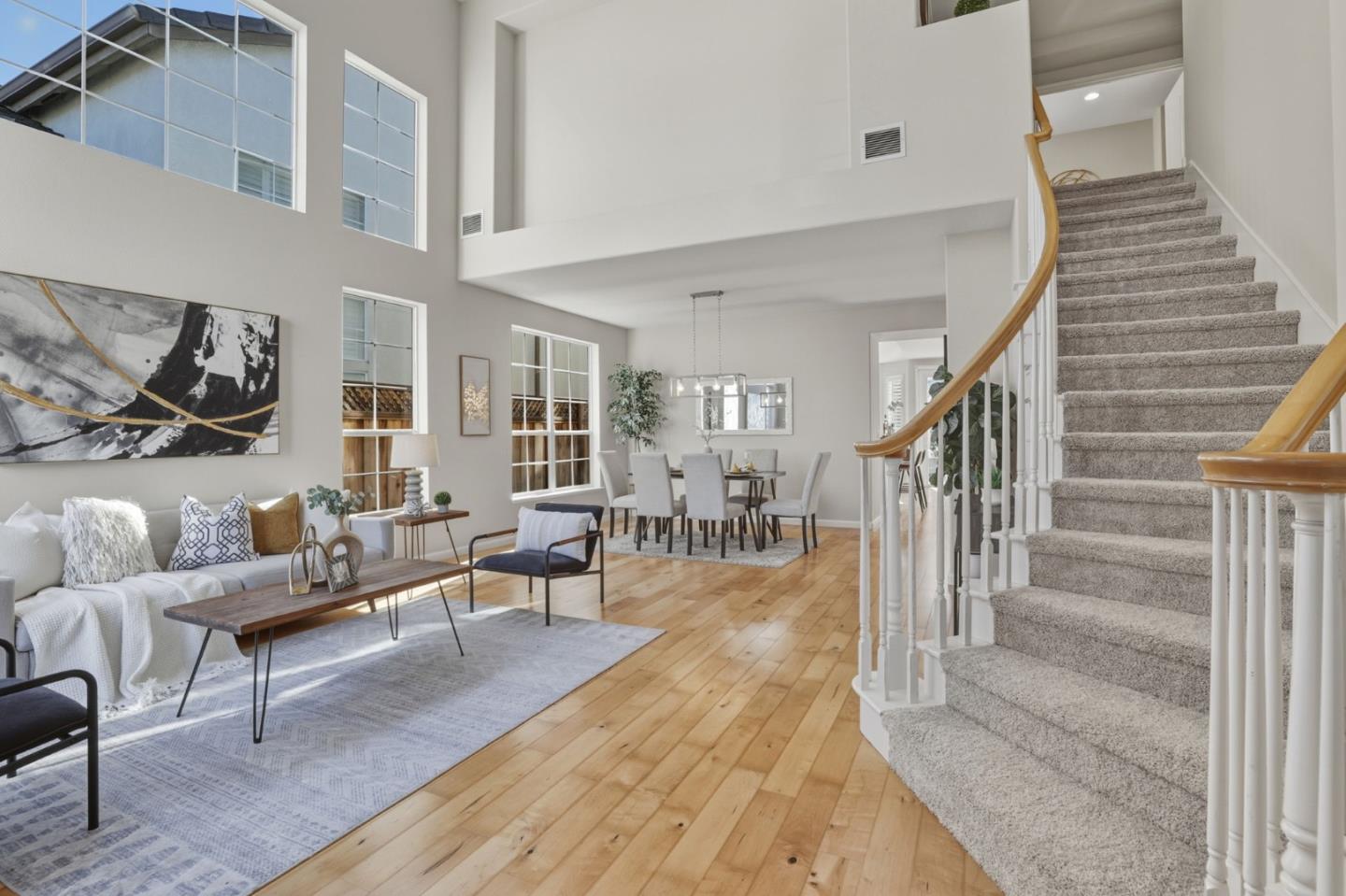 Detail Gallery Image 3 of 23 For 368 Huckleberry Dr, San Jose,  CA 95123 - 5 Beds | 4 Baths