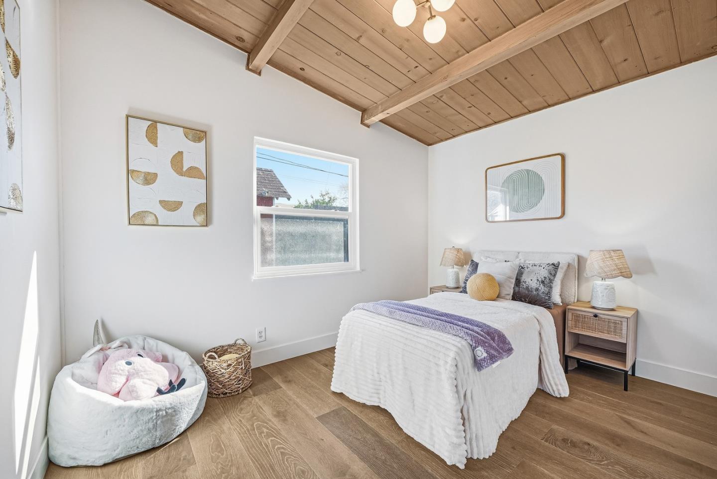 Detail Gallery Image 14 of 27 For 136 Lawton Dr, Milpitas,  CA 95035 - 3 Beds | 1/1 Baths