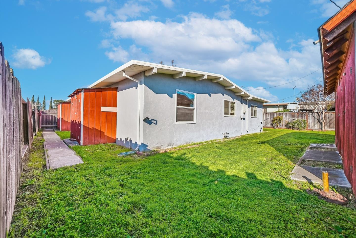 Detail Gallery Image 19 of 27 For 136 Lawton Dr, Milpitas,  CA 95035 - 3 Beds | 1/1 Baths