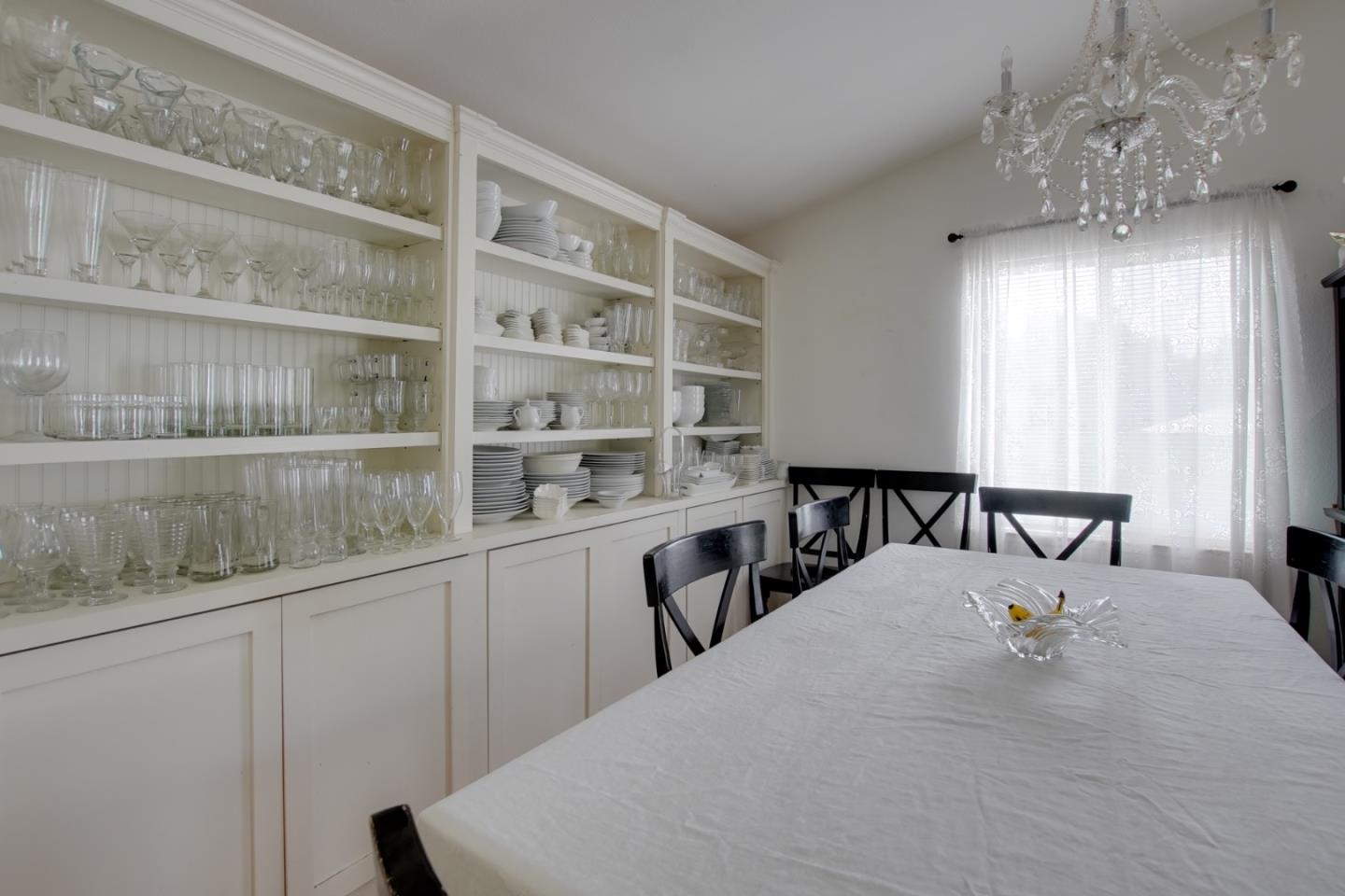 Detail Gallery Image 10 of 26 For 9345 Prunedale South Rd, Salinas,  CA 93907 - 3 Beds | 2 Baths