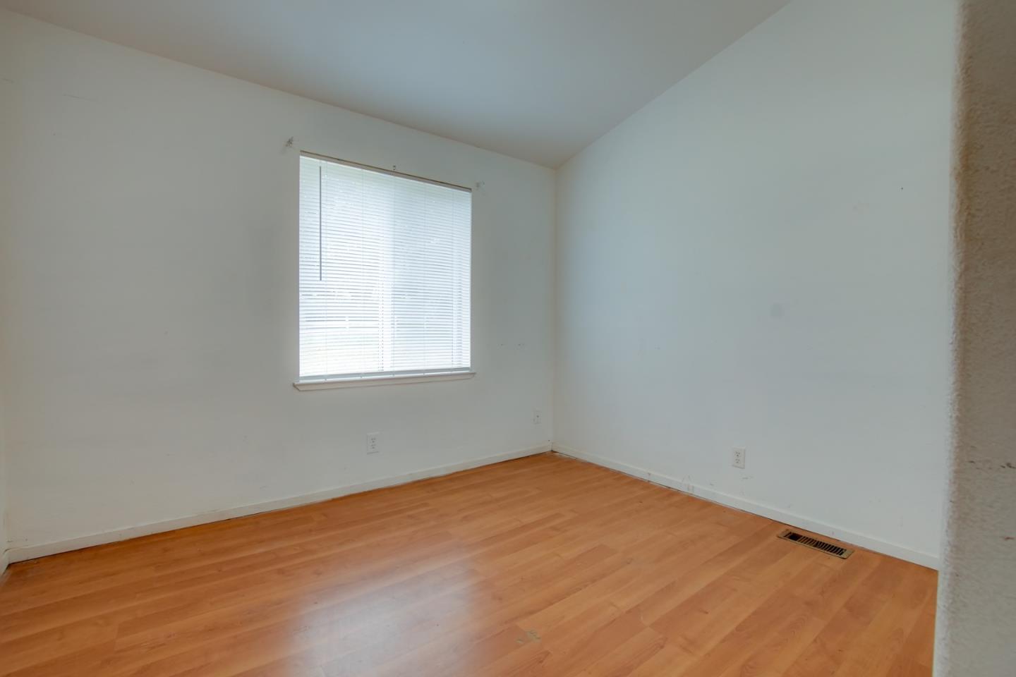 Detail Gallery Image 14 of 26 For 9345 Prunedale South Rd, Salinas,  CA 93907 - 3 Beds | 2 Baths