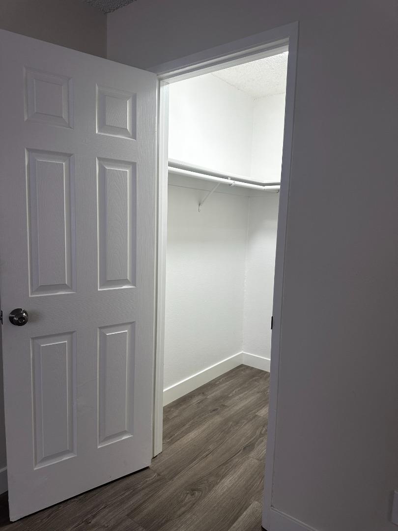 Detail Gallery Image 3 of 10 For 596 Drive #596,  San Jose,  CA 95111 - 2 Beds | 1 Baths