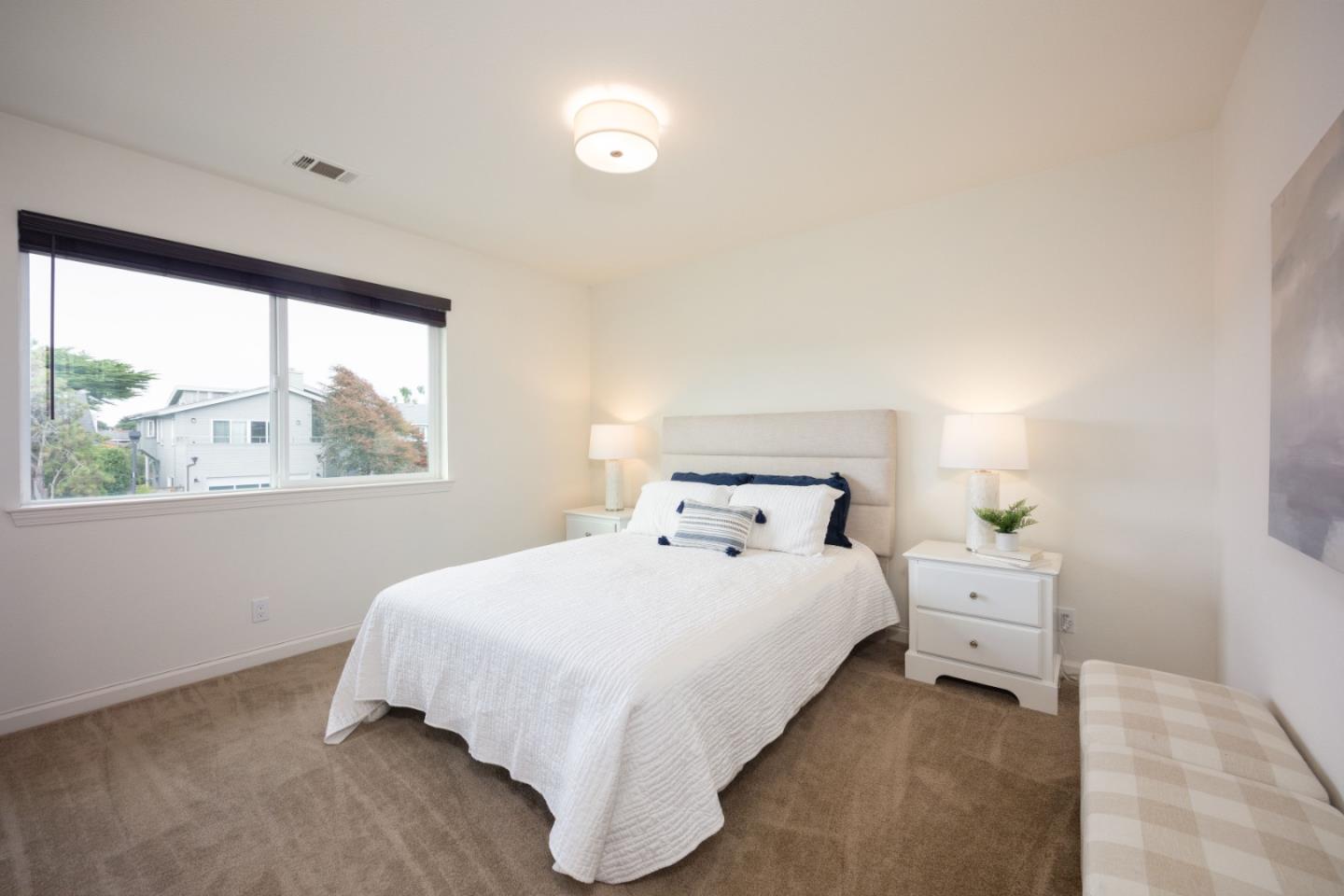 Detail Gallery Image 17 of 23 For 371 Granelli Ave, Half Moon Bay,  CA 94019 - 4 Beds | 2/1 Baths